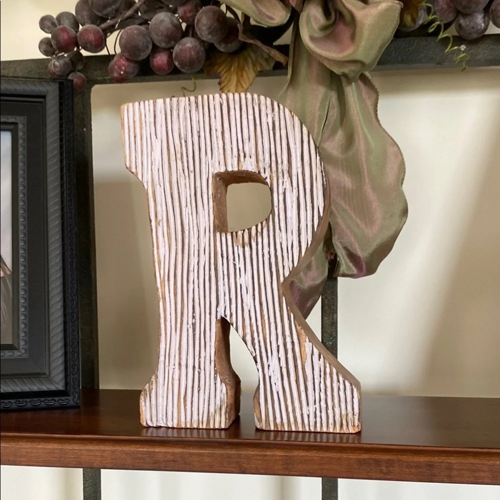 Rustic Wooden Letter R - Picture 1 of 5